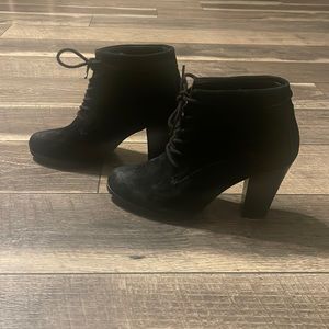 Nine West Heeled Booties